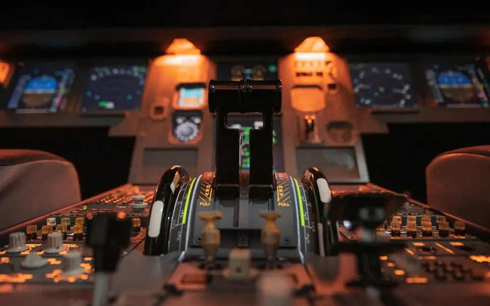 Aircraft cockpit controls